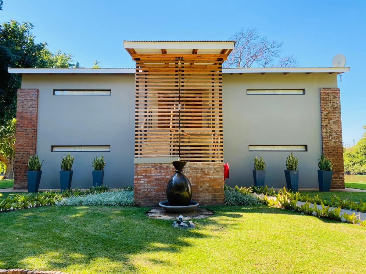 Letaba Junction Lodge Letsitele ภายนอก รูปภาพ