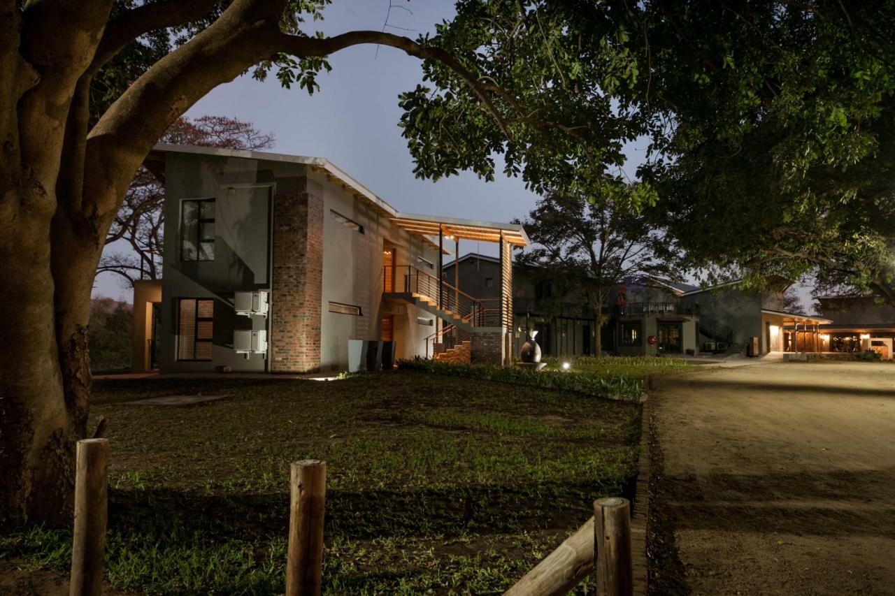 Letaba Junction Lodge Letsitele ภายนอก รูปภาพ