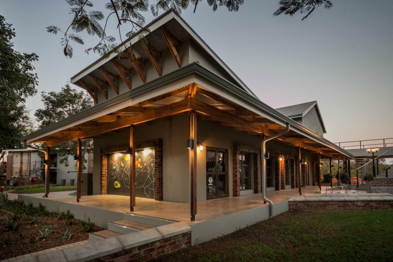 Letaba Junction Lodge Letsitele ภายนอก รูปภาพ
