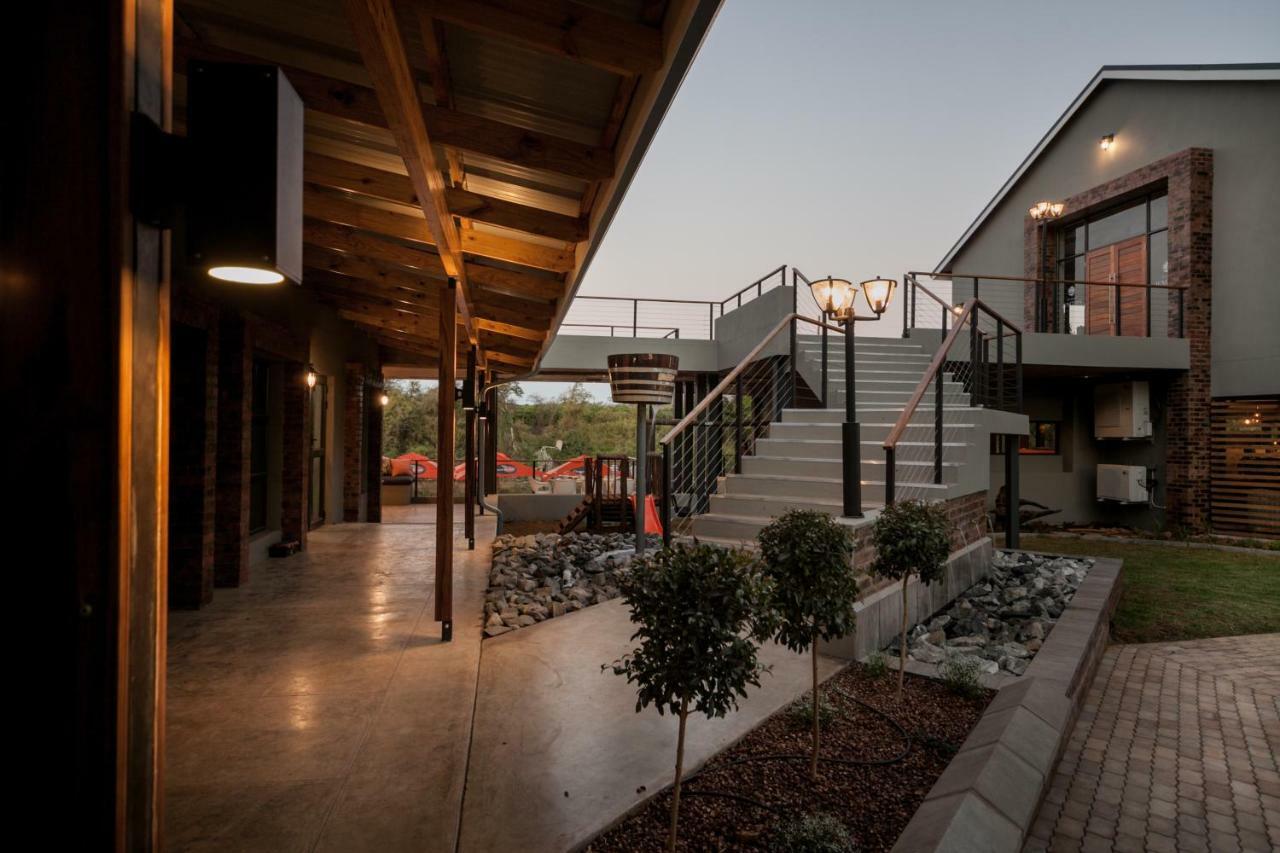 Letaba Junction Lodge Letsitele ภายนอก รูปภาพ