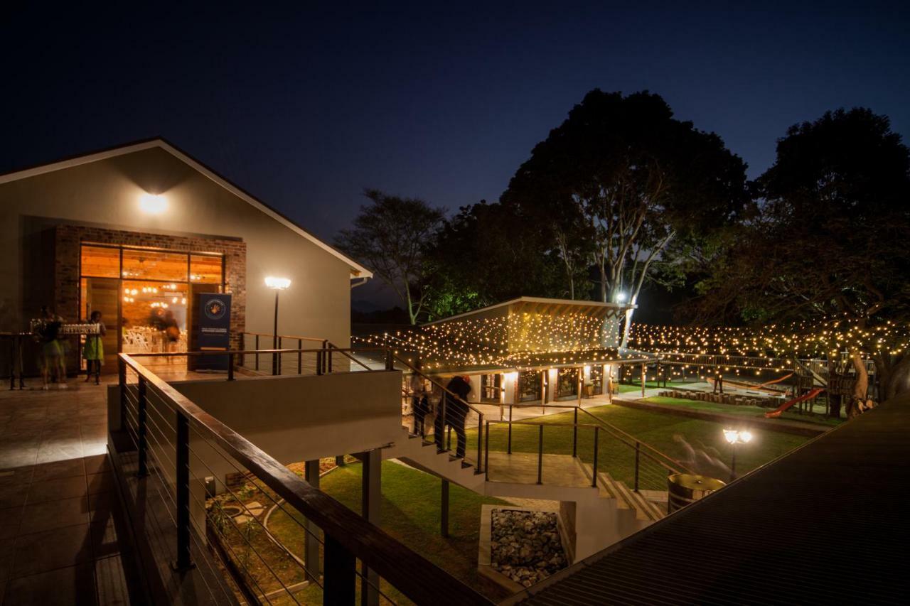 Letaba Junction Lodge Letsitele ภายนอก รูปภาพ