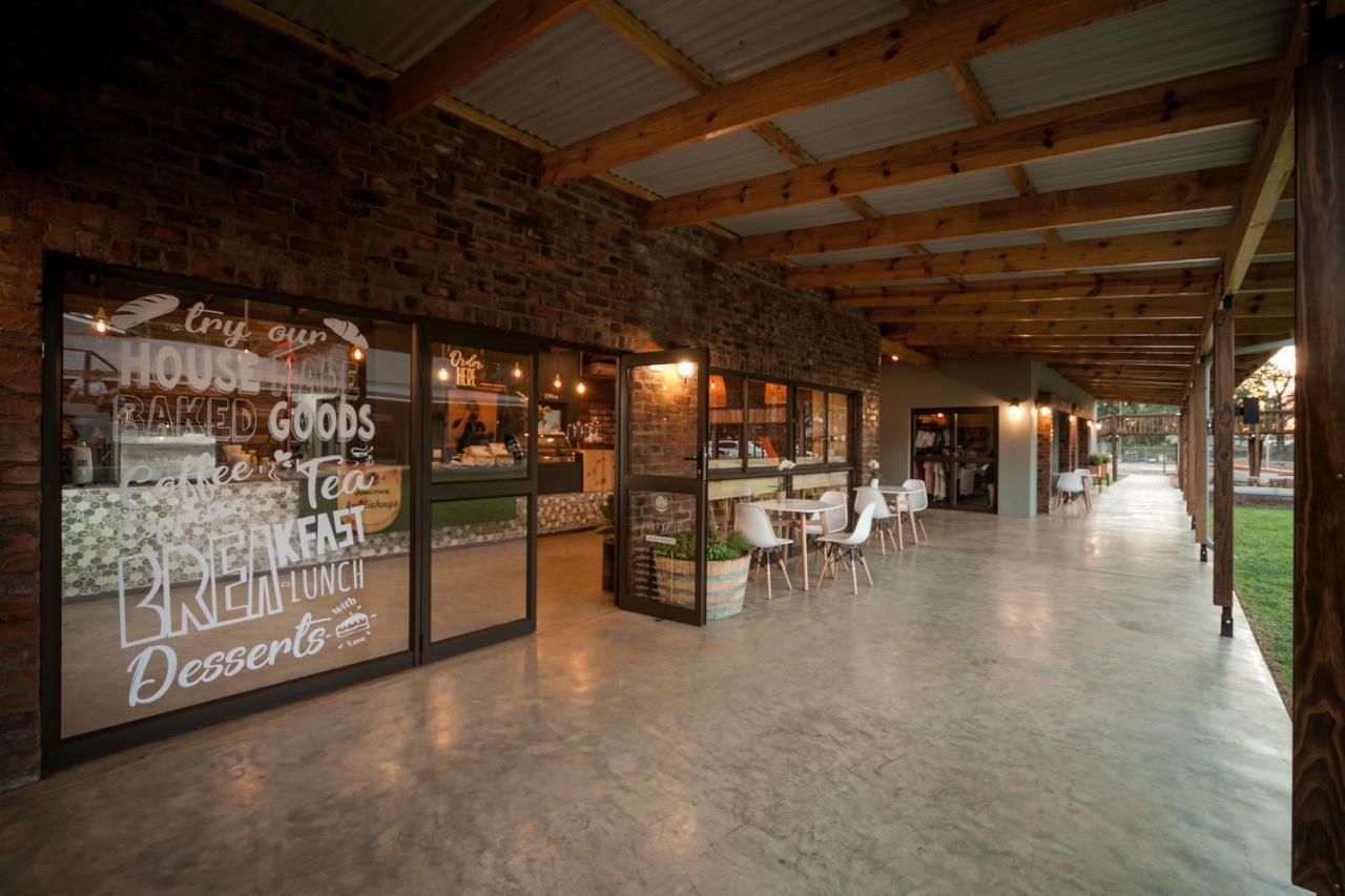 Letaba Junction Lodge Letsitele ภายนอก รูปภาพ